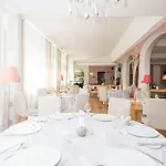 Hotel Logis La Magnanerie - Cote Bistro