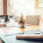 Logis La Magnanerie - Cote Bistro Hotel 3*