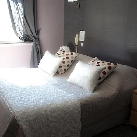 Logis La Magnanerie - Cote Bistro فندق 3*