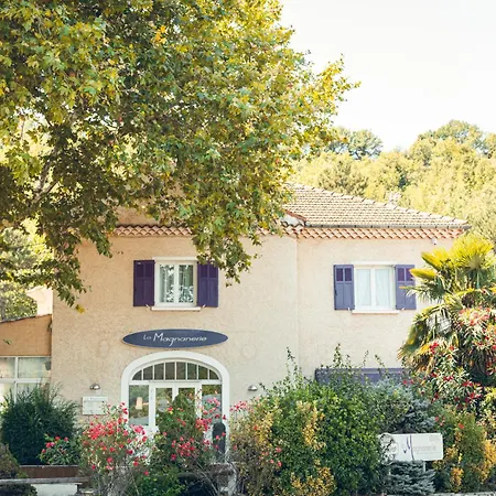 فندق Logis La Magnanerie - Cote Bistro