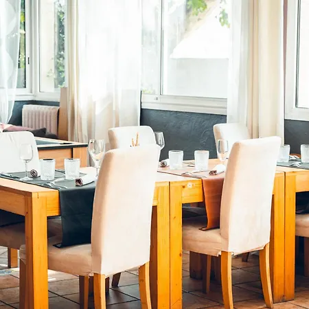 Logis La Magnanerie - Cote Bistro מלון 3*