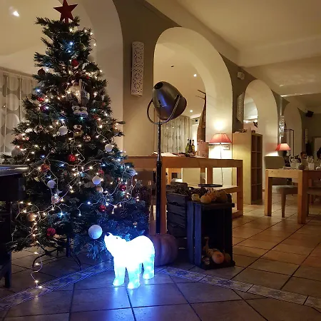 فندق Logis La Magnanerie - Cote Bistro