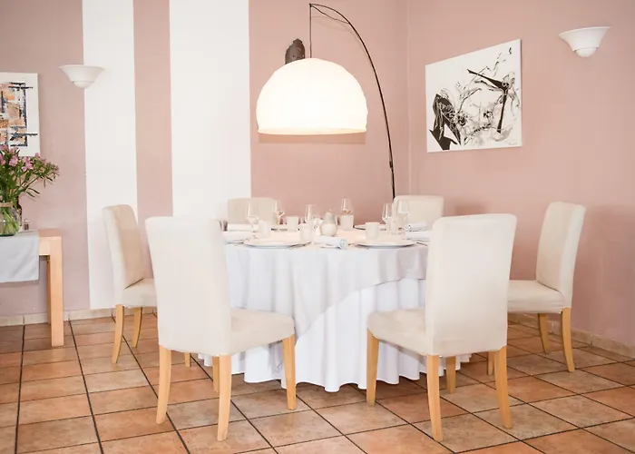 La Magnanerie - Côté Bistro Hotel Aubignosc