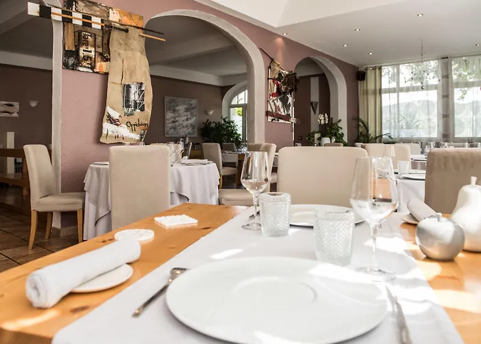 La Magnanerie - Côté Bistro Hotel