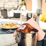 Logis La Magnanerie - Cote Bistro 3* Aubignosc