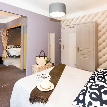 Hotel Logis La Magnanerie - Côté Bistro Aubignosc