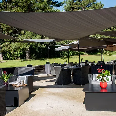 Hotel Logis La Magnanerie - Cote Bistro Aubignosc