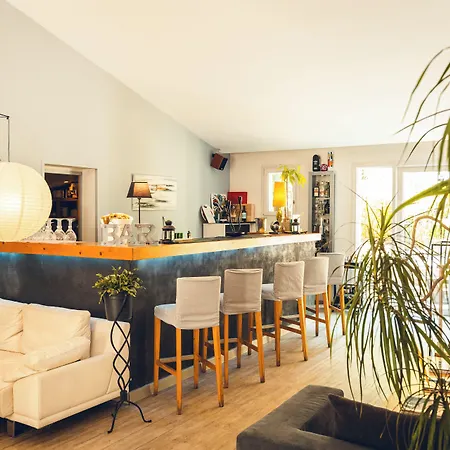 Hotel Logis La Magnanerie - Cote Bistro