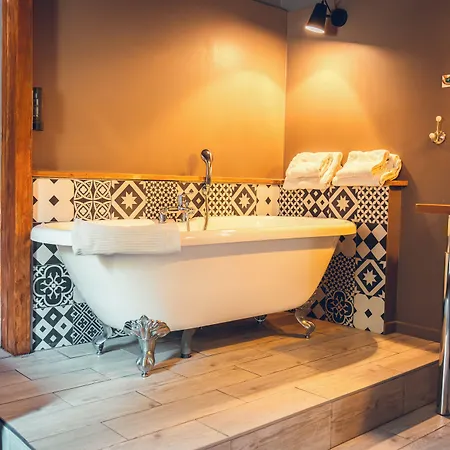 Hotel Logis La Magnanerie - Cote Bistro 3*