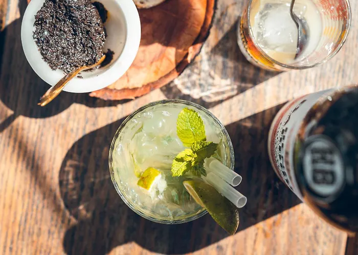 Logis La Magnanerie - Cote Bistro Hotel