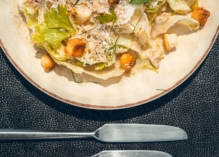 Hotel Logis La Magnanerie - Cote Bistro Aubignosc