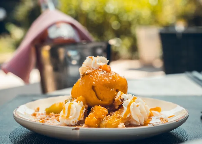 Logis La Magnanerie - Cote Bistro Hotel Aubignosc