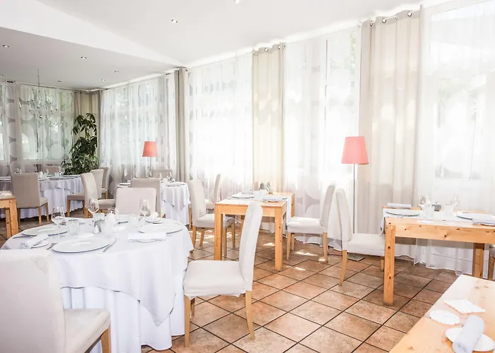 Logis La Magnanerie - Cote Bistro 3* Aubignosc