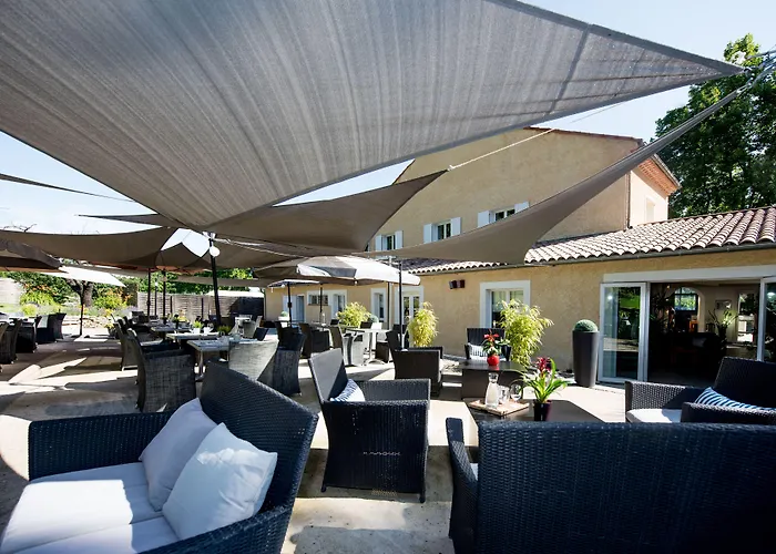 Hotel Logis La Magnanerie - Cote Bistro Aubignosc