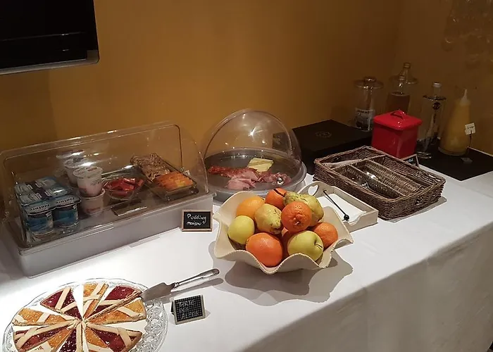 Hotel Logis La Magnanerie - Cote Bistro Aubignosc