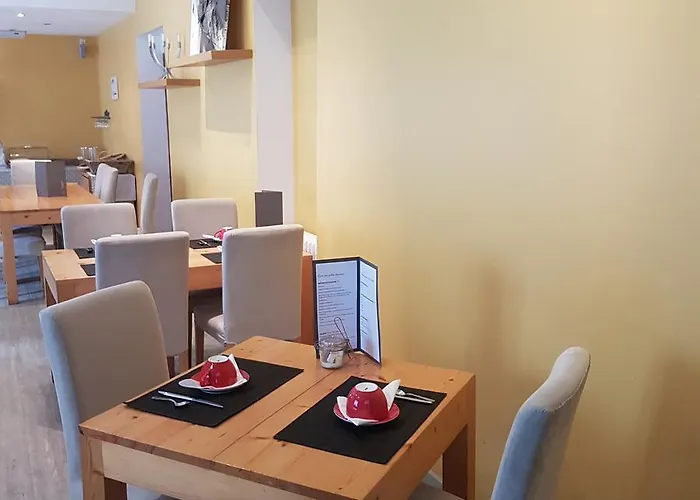 Logis La Magnanerie - Cote Bistro Hotel